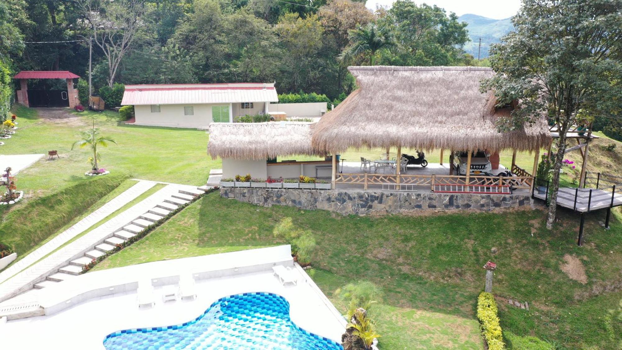 Villeta Casa De Campo Caracoli Spa Exterior photo